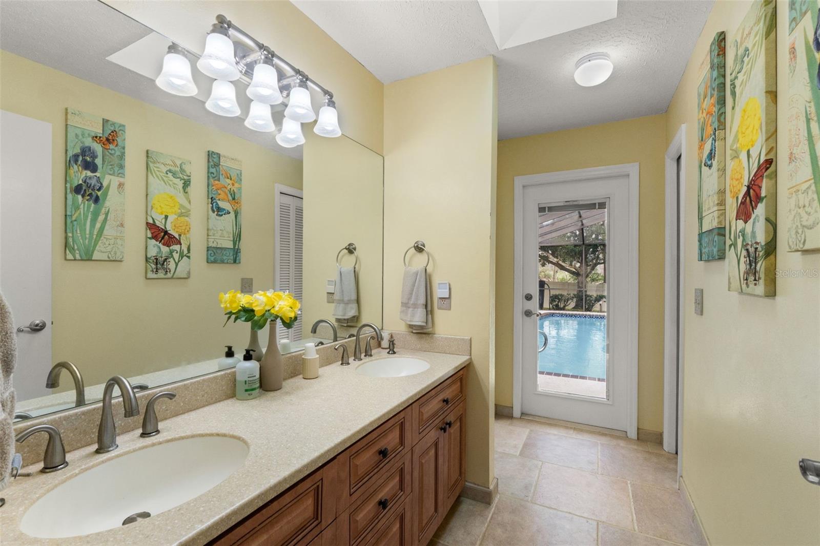 2803 CORRIE WAY, TAMPA, FL, 33618