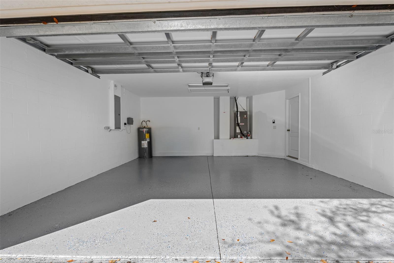 7924 CARRIAGE POINTE DR, GIBSONTON, FL, 33534