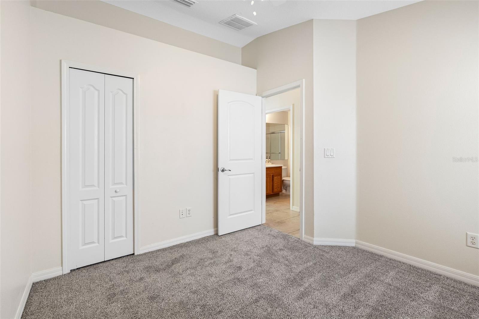 7924 CARRIAGE POINTE DR, GIBSONTON, FL, 33534