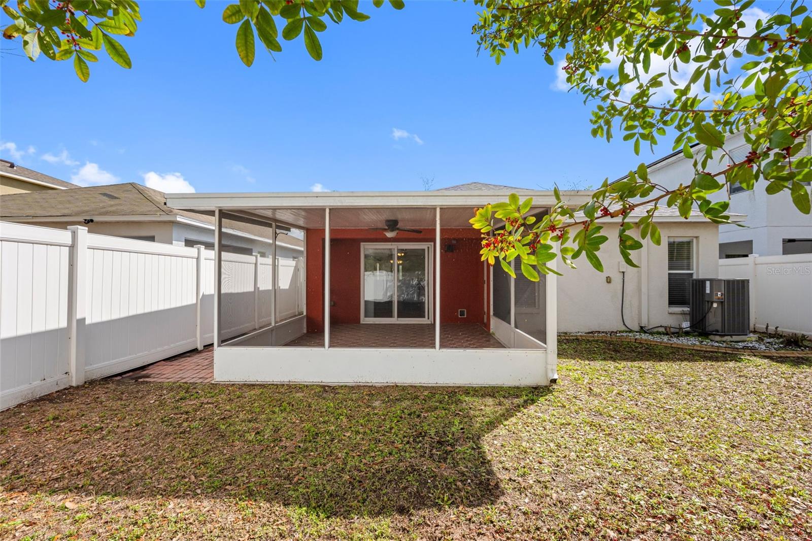 7924 CARRIAGE POINTE DR, GIBSONTON, FL, 33534