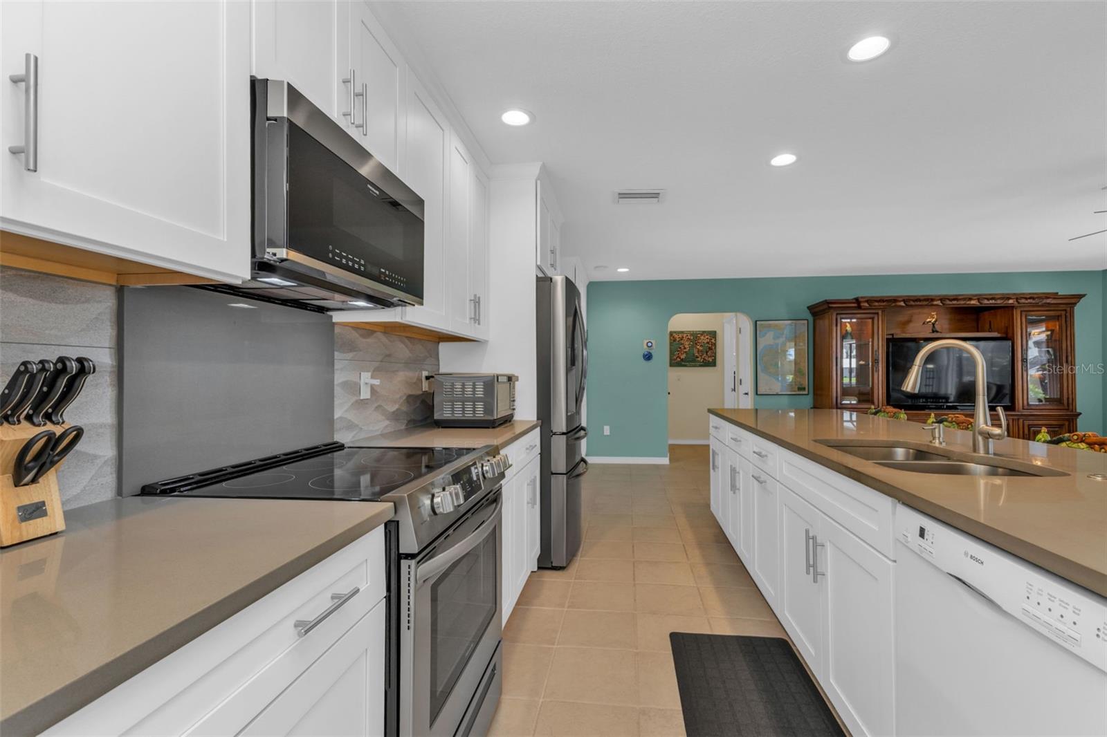 610 ELEUTHERA DR, PUNTA GORDA, FL, 33950