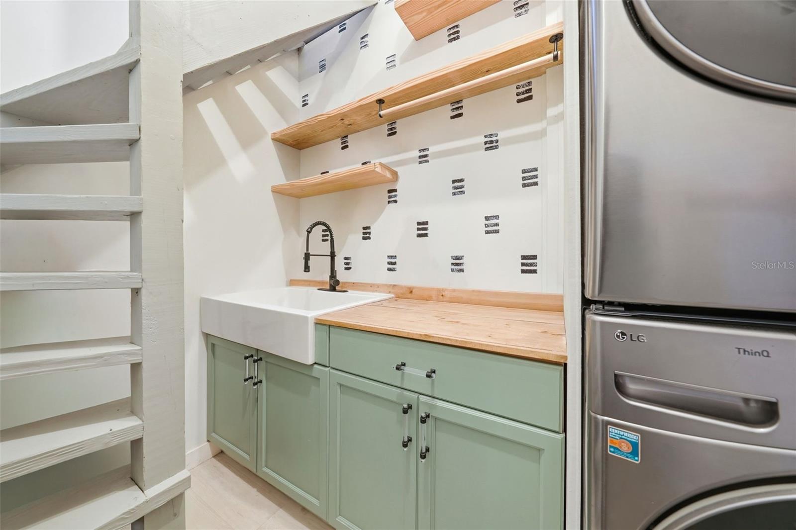 36104 EMERALDA AVE, LEESBURG, FL, 34788