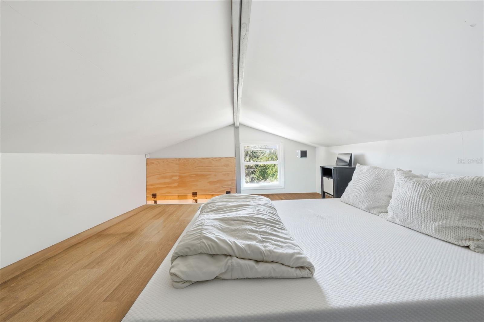 36104 EMERALDA AVE, LEESBURG, FL, 34788