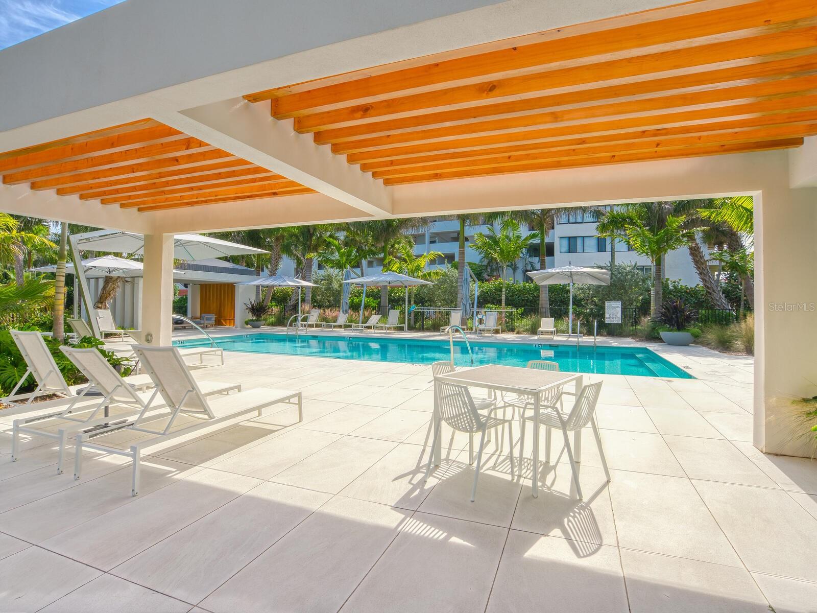 1511 GULF OF MEXICO DR #201, LONGBOAT KEY, FL, 34228