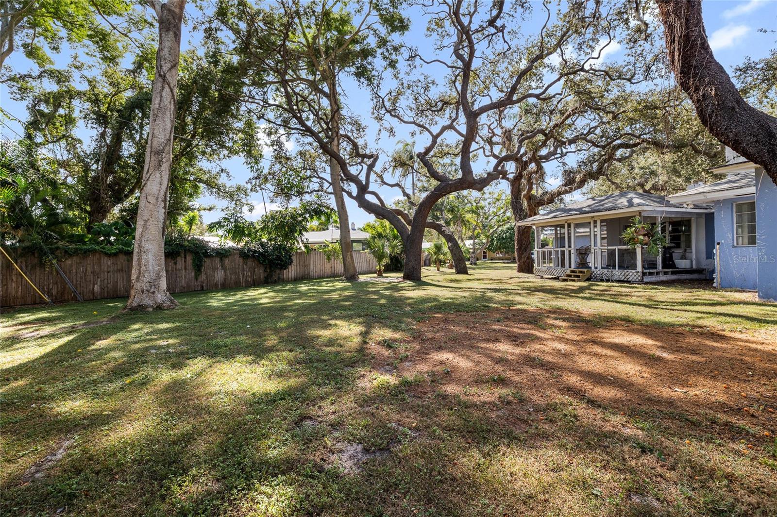 2027 PINECREST WAY, CLEARWATER, FL, 33755