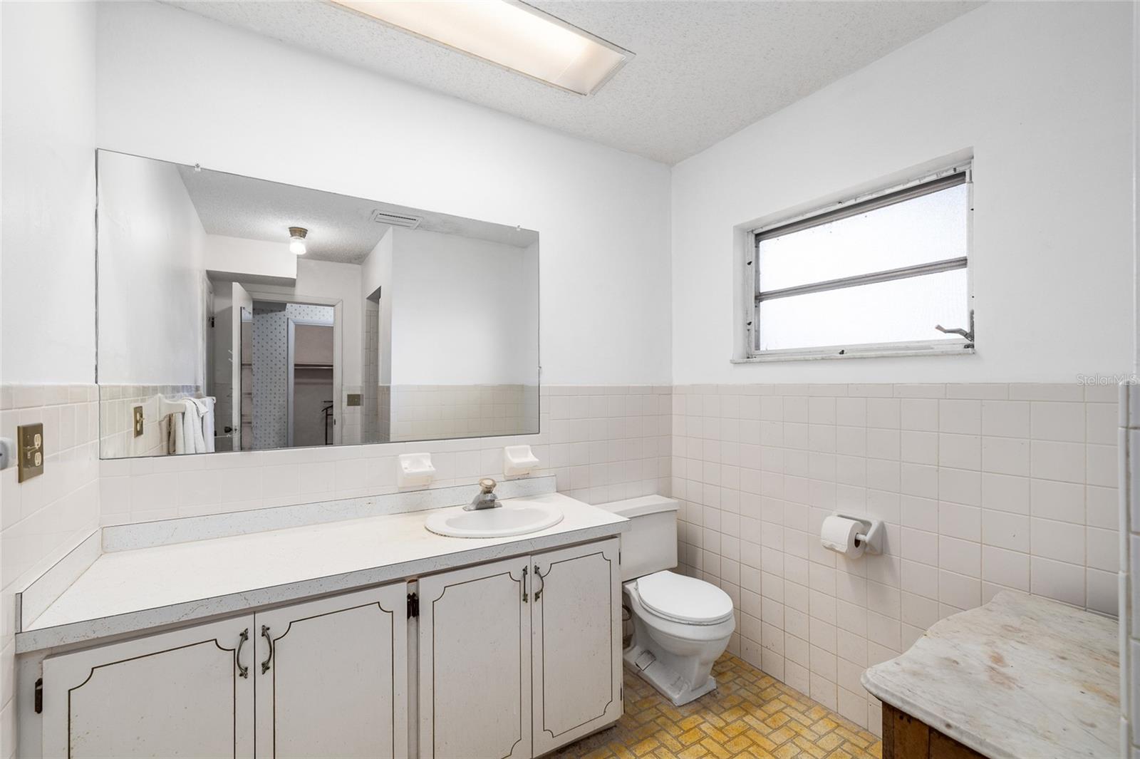 2027 PINECREST WAY, CLEARWATER, FL, 33755