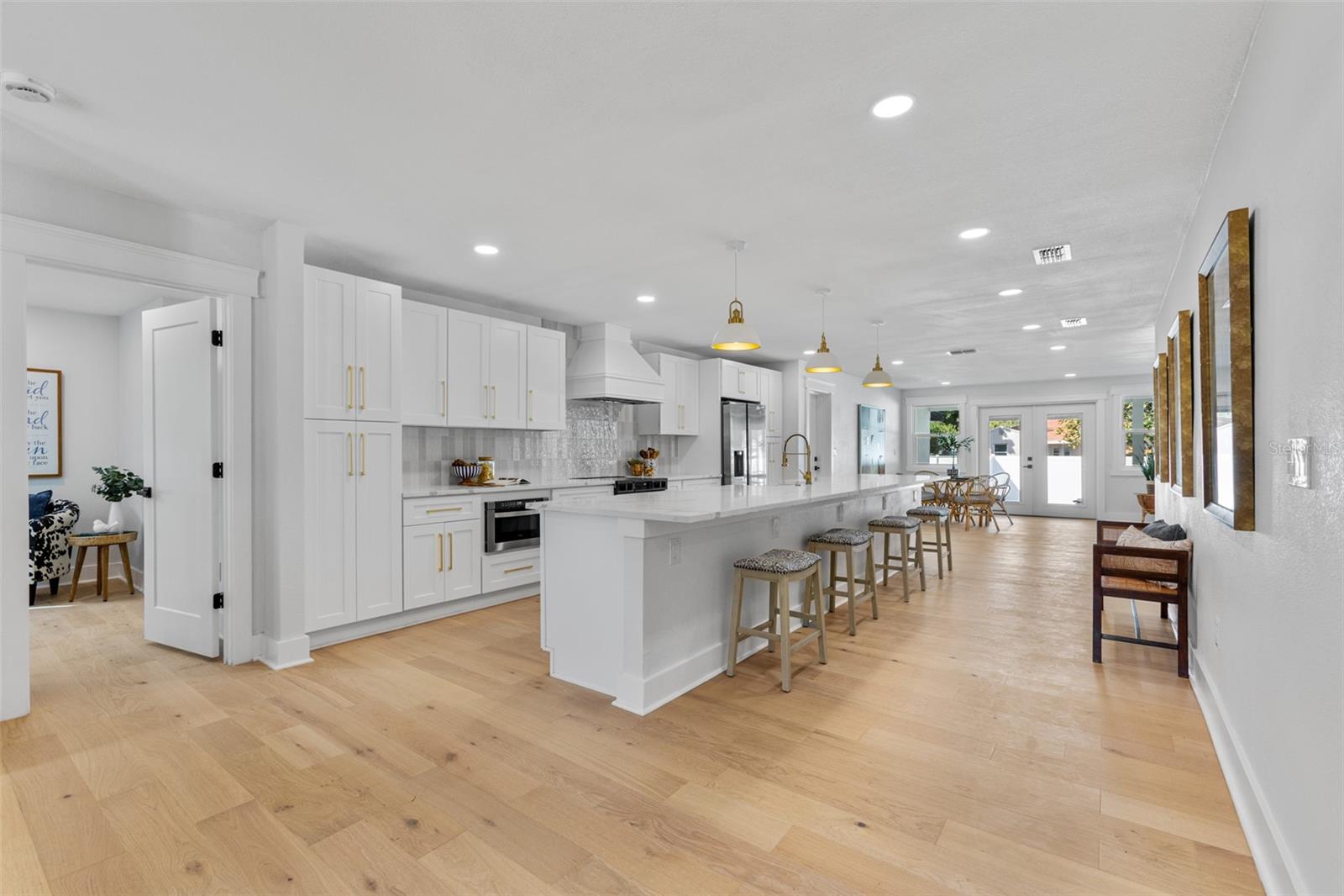 1020 15TH ST N, ST PETERSBURG, FL, 33705