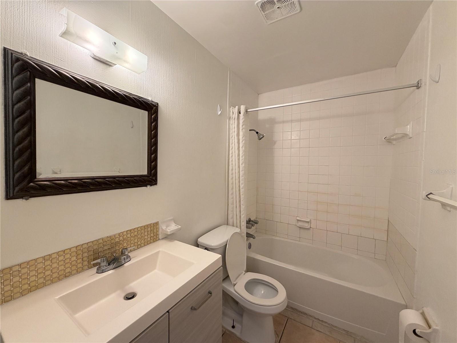 411 N HALIFAX AVE #200, DAYTONA BEACH, FL, 32118