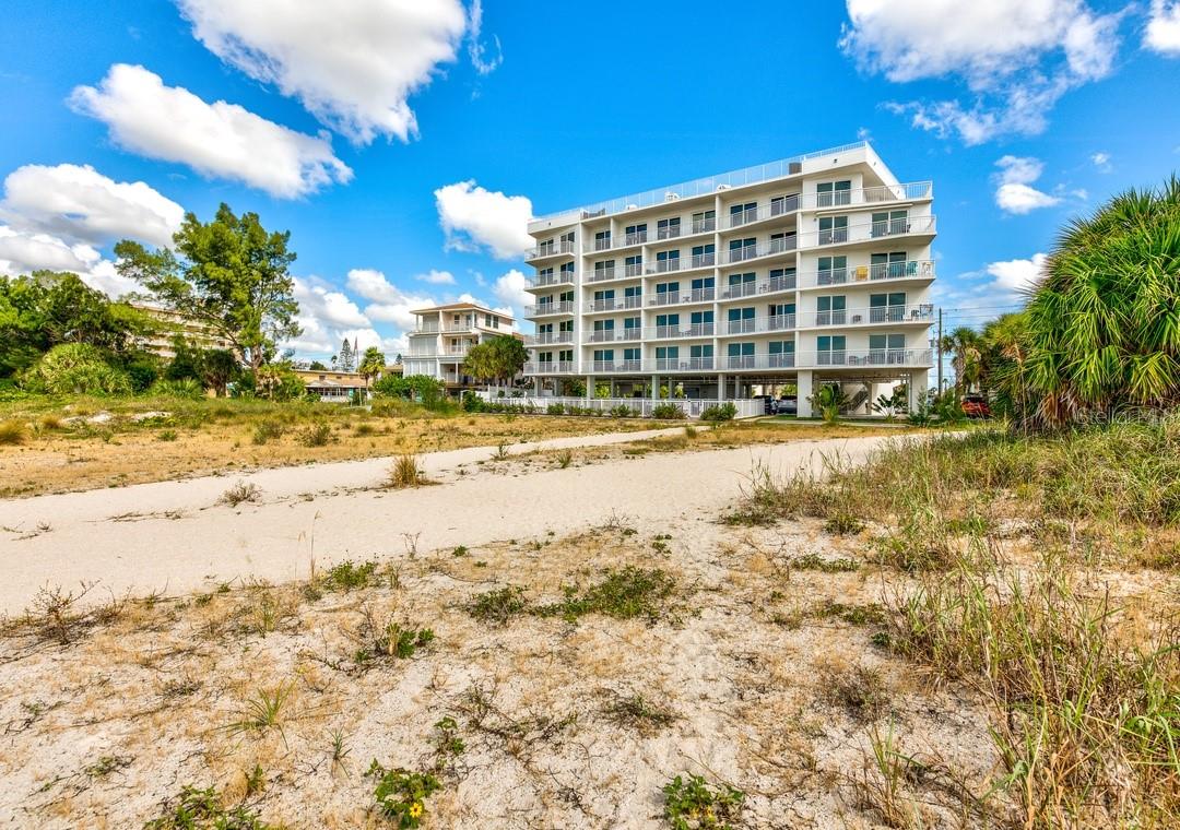 10116 GULF BLVD #203W, TREASURE ISLAND, FL, 33706