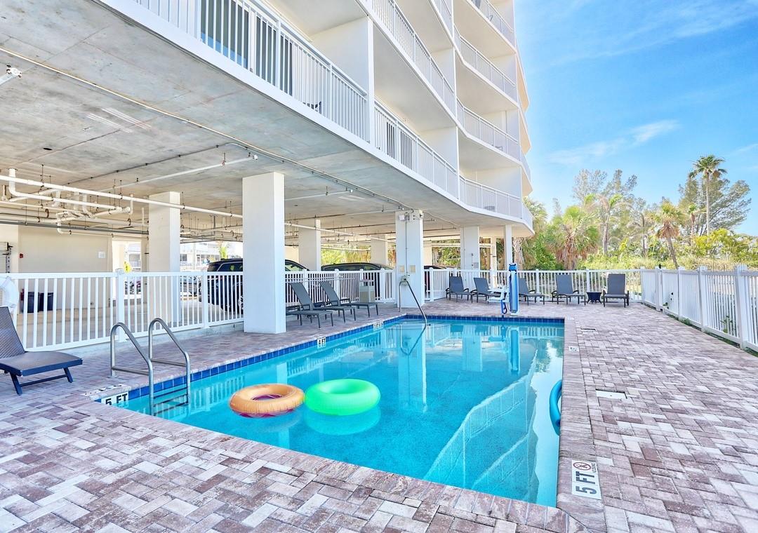 10116 GULF BLVD #203W, TREASURE ISLAND, FL, 33706