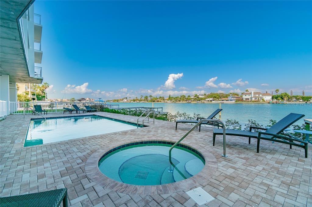 10116 GULF BLVD #203W, TREASURE ISLAND, FL, 33706