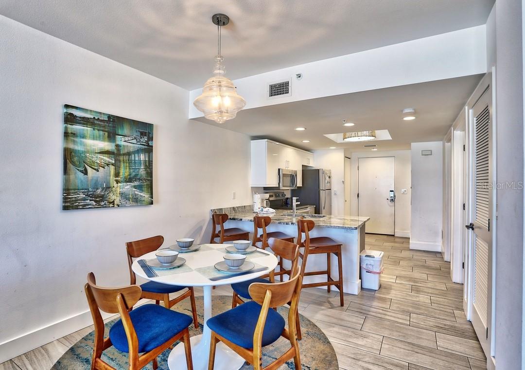 10116 GULF BLVD #203W, TREASURE ISLAND, FL, 33706