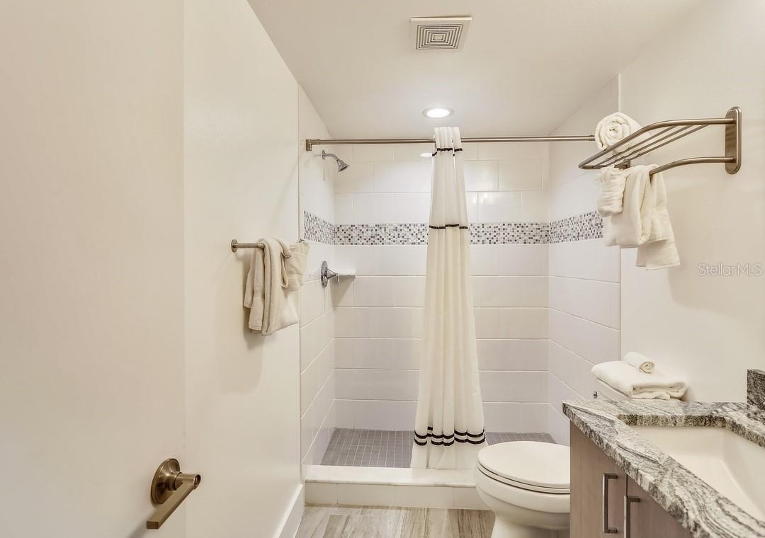 10116 GULF BLVD #203W, TREASURE ISLAND, FL, 33706