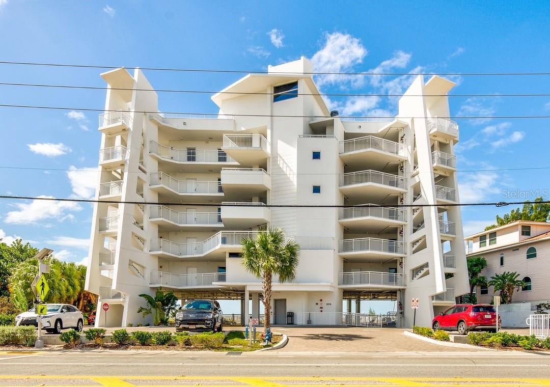 10116 GULF BLVD #203W, TREASURE ISLAND, FL, 33706
