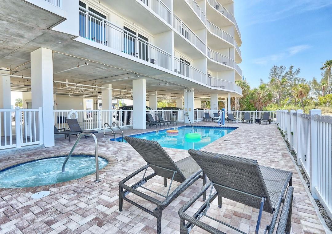 10116 GULF BLVD #203W, TREASURE ISLAND, FL, 33706