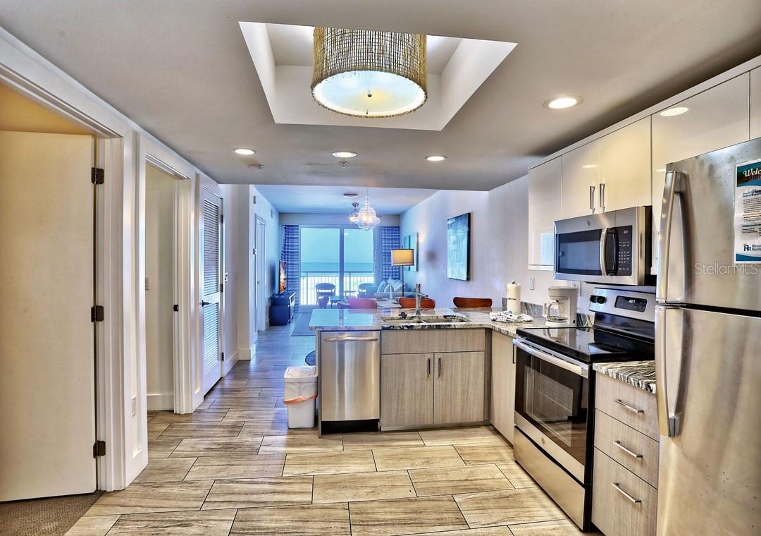 10116 GULF BLVD #203W, TREASURE ISLAND, FL, 33706