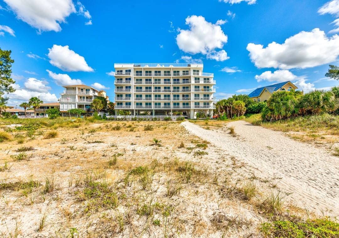10116 GULF BLVD #203W, TREASURE ISLAND, FL, 33706