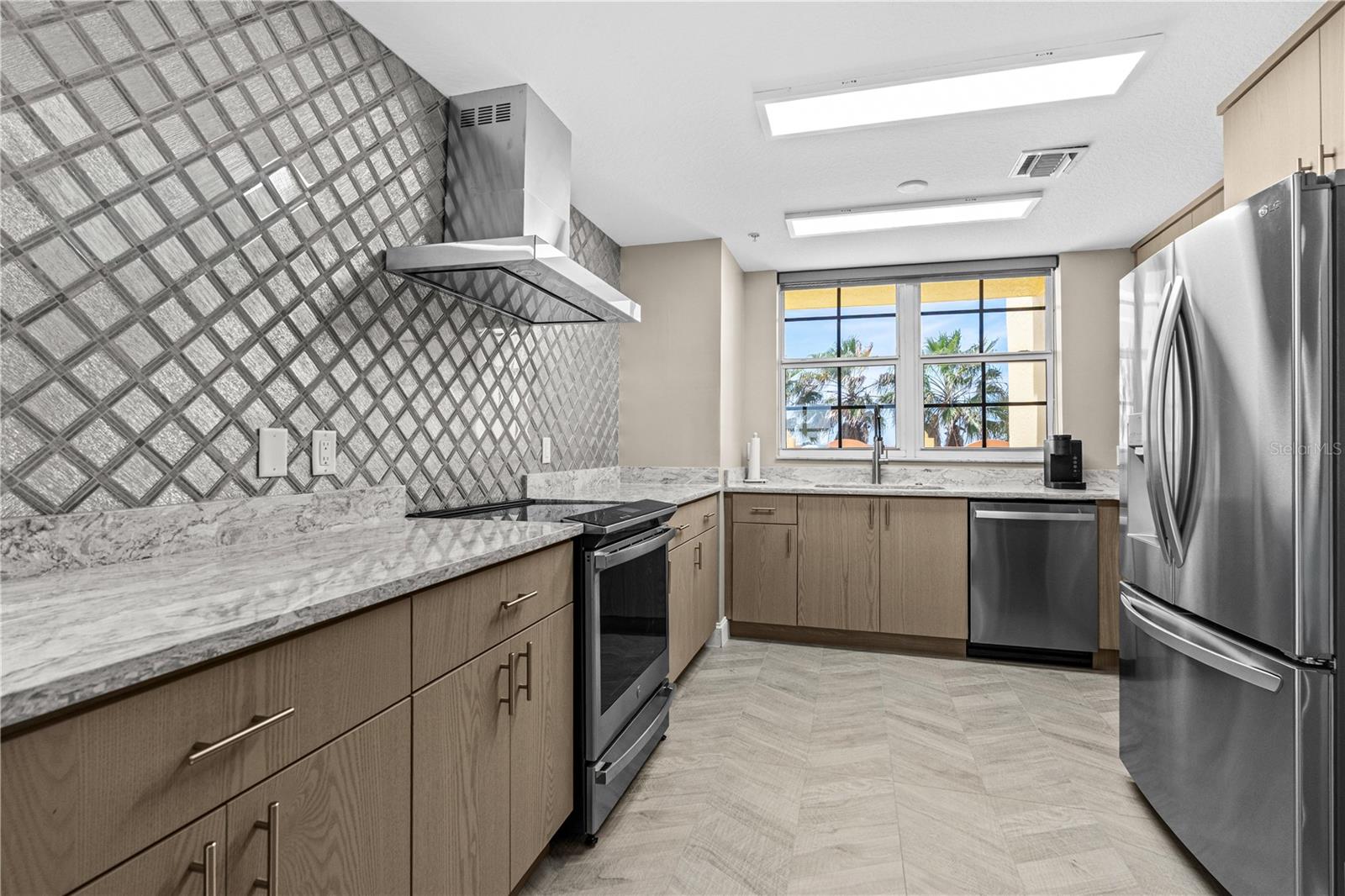 2300 N ATLANTIC AVE #101, DAYTONA BEACH, FL, 32118