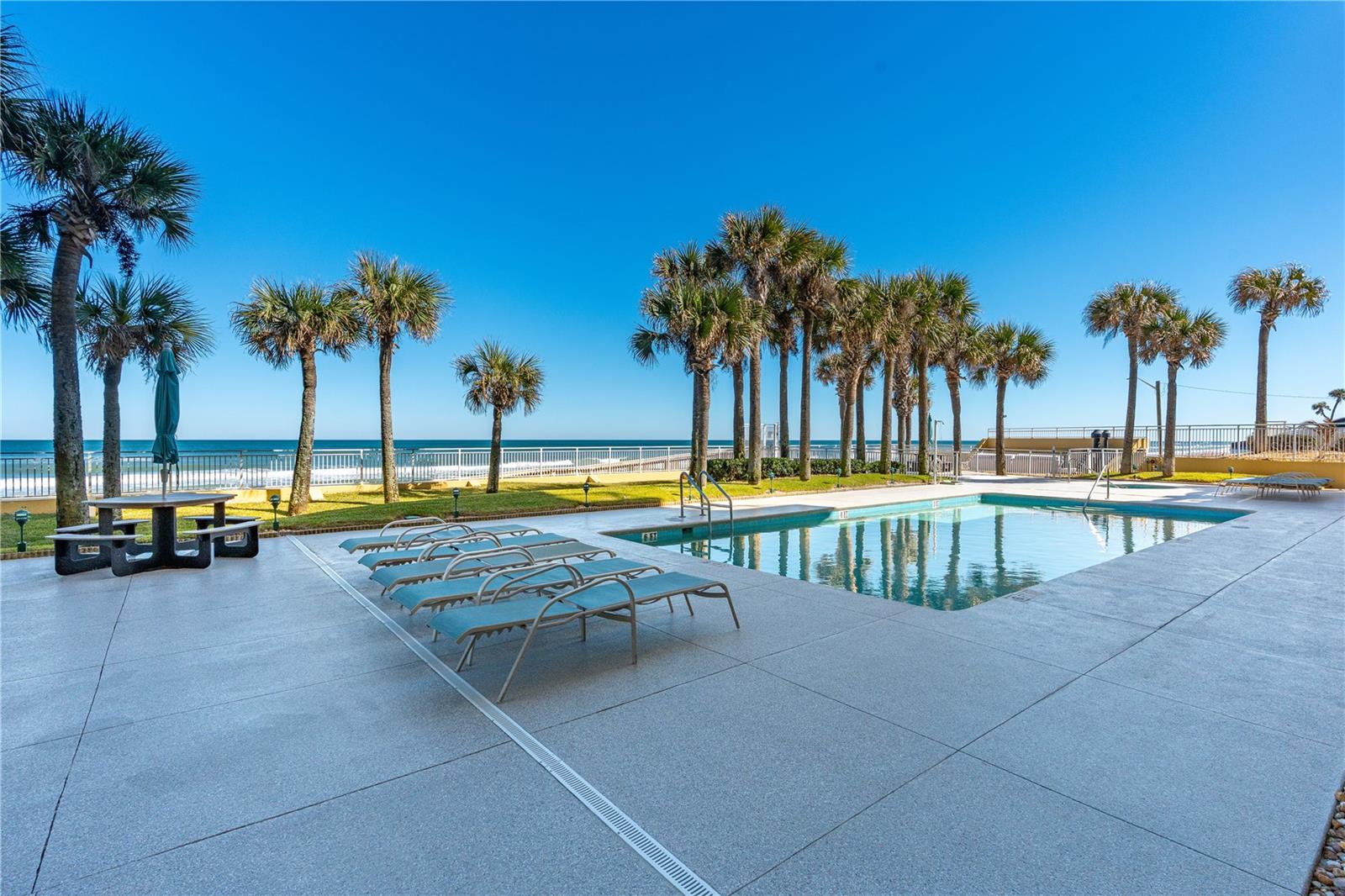 2300 N ATLANTIC AVE #101, DAYTONA BEACH, FL, 32118