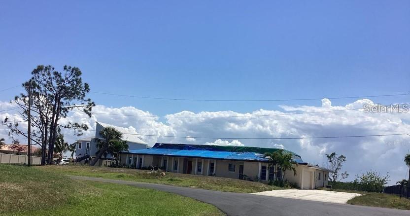 3360 PEACE RIVER DR, PUNTA GORDA, FL, 33983