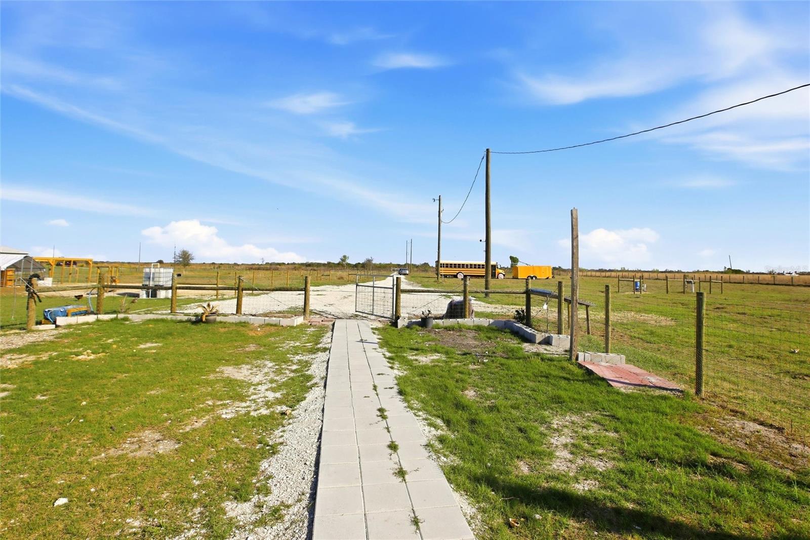 1885 SE FAR POINTE DR, ARCADIA, FL, 34266