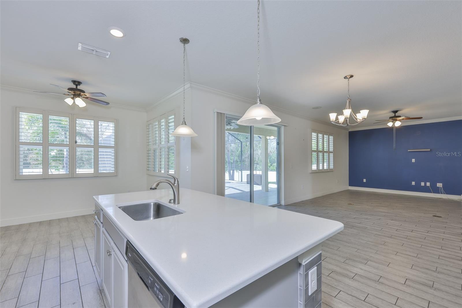 10567 LAGUNA PLAINS DR, RIVERVIEW, FL, 33578