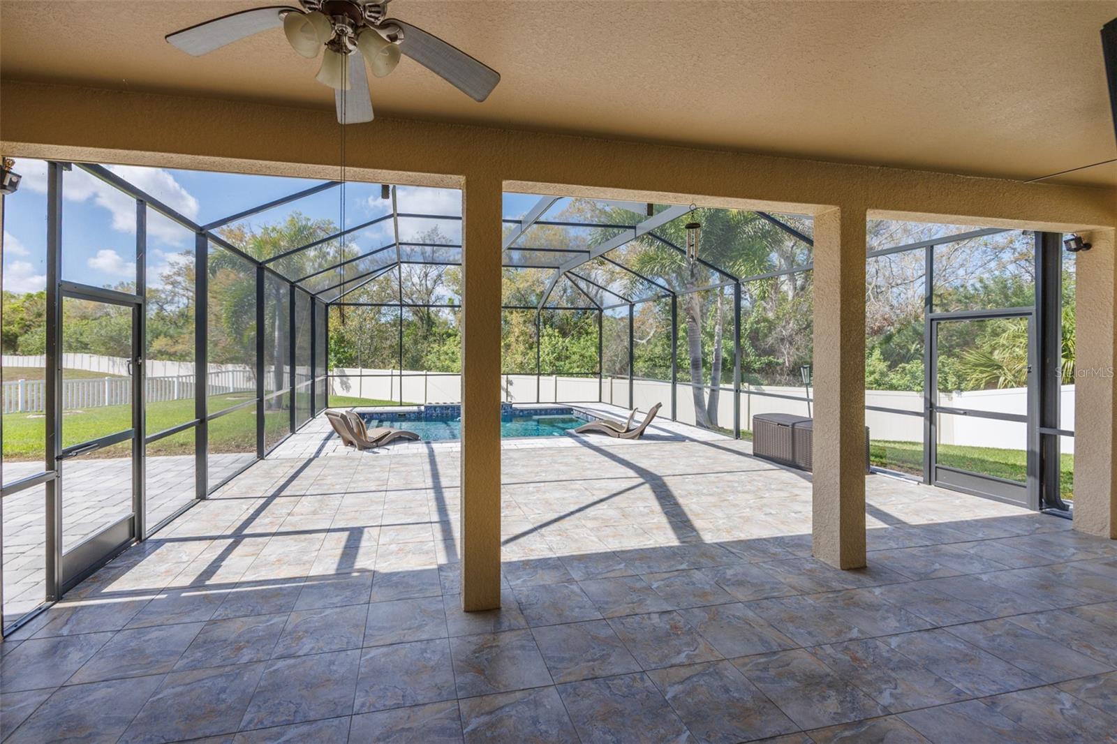 10567 LAGUNA PLAINS DR, RIVERVIEW, FL, 33578