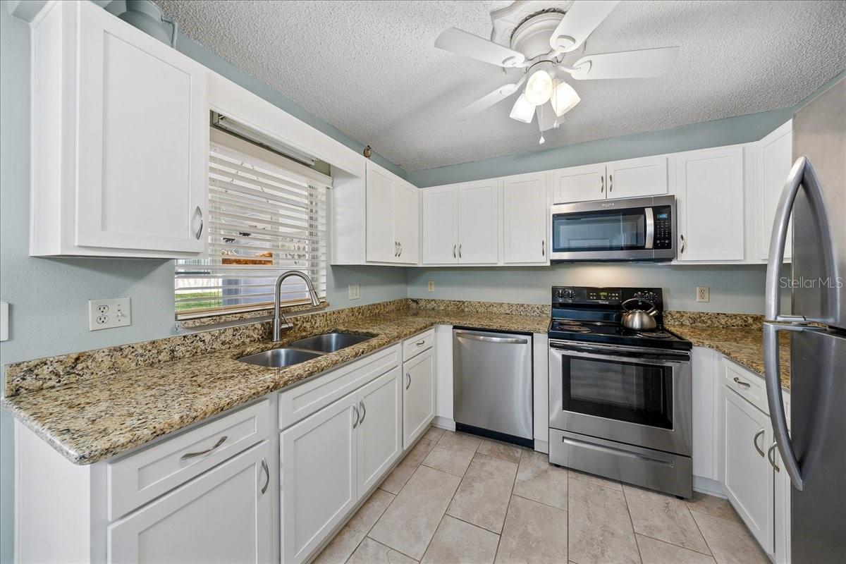 8877 SW 96TH ST #B, OCALA, FL, 34481