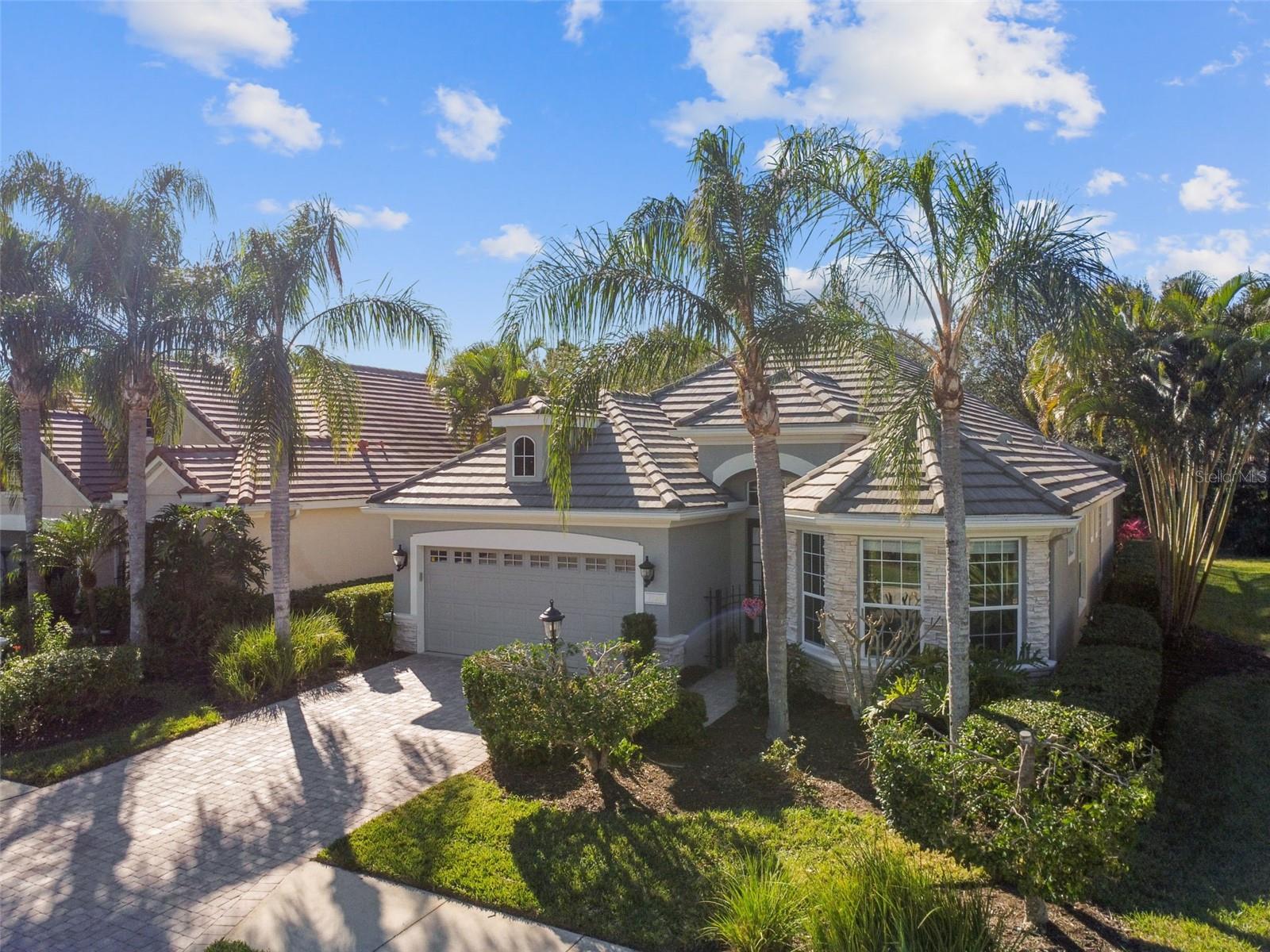 7328 LAKE FOREST GLN, LAKEWOOD RANCH, FL, 34202