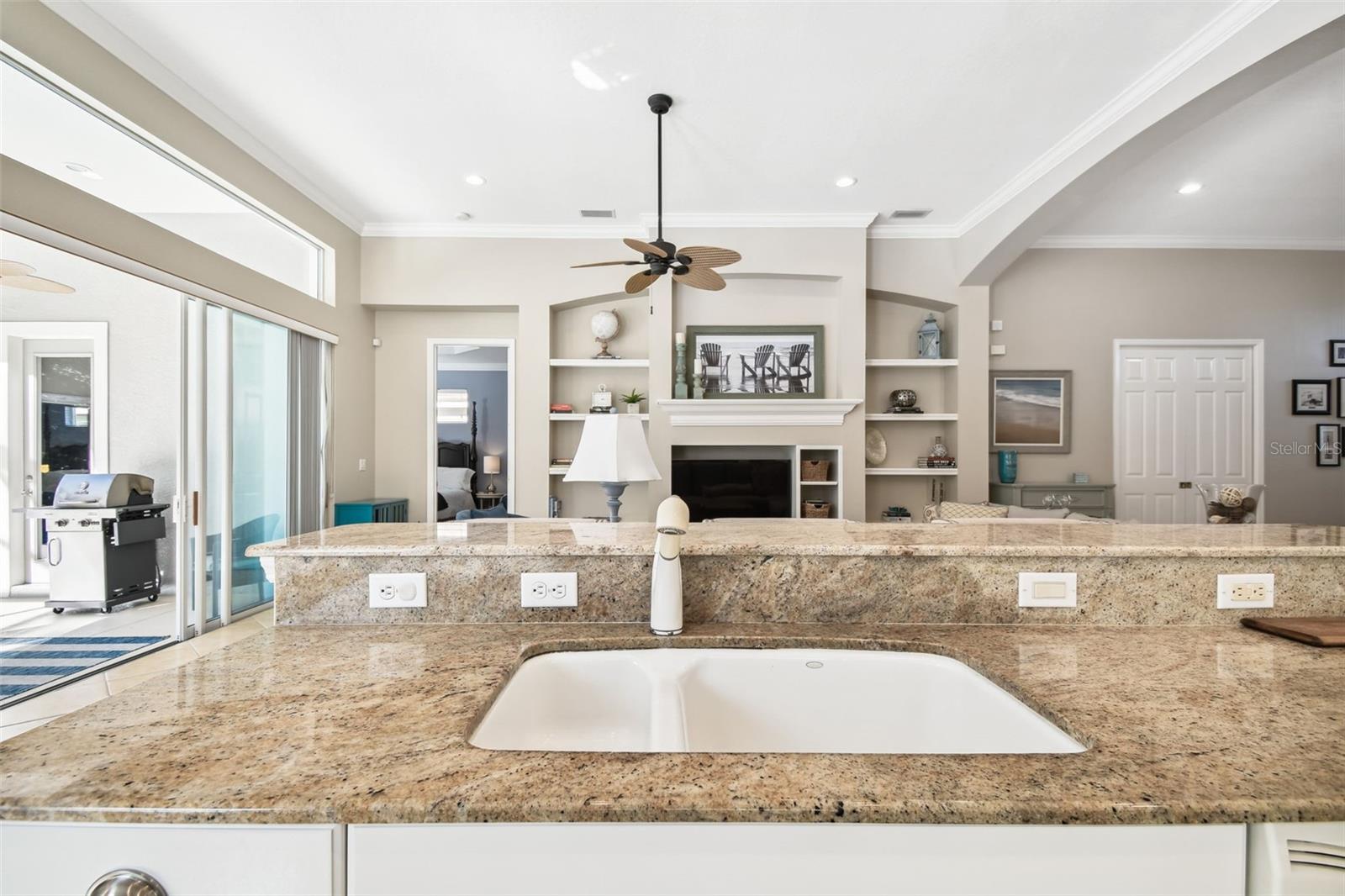 7328 LAKE FOREST GLN, LAKEWOOD RANCH, FL, 34202