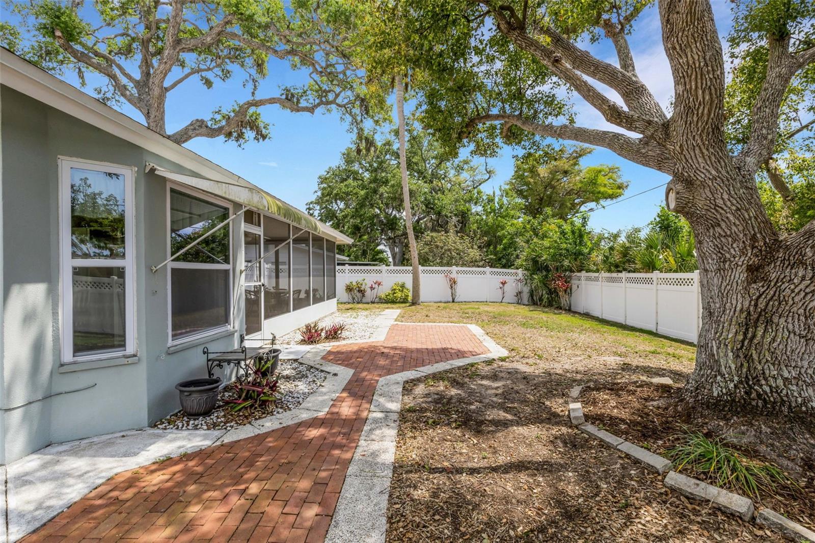 3016 CHASE CIR, SARASOTA, FL, 34231