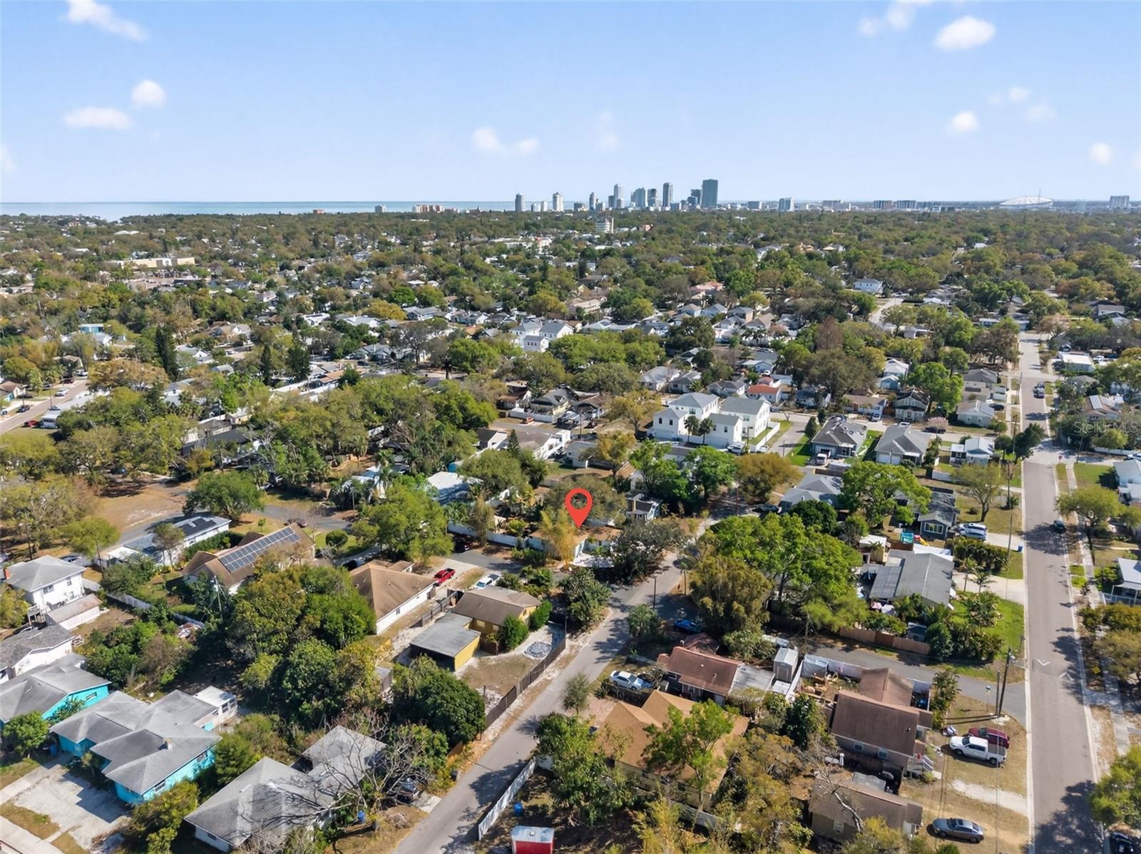 1246 37TH AVE N, ST PETERSBURG, FL, 33704