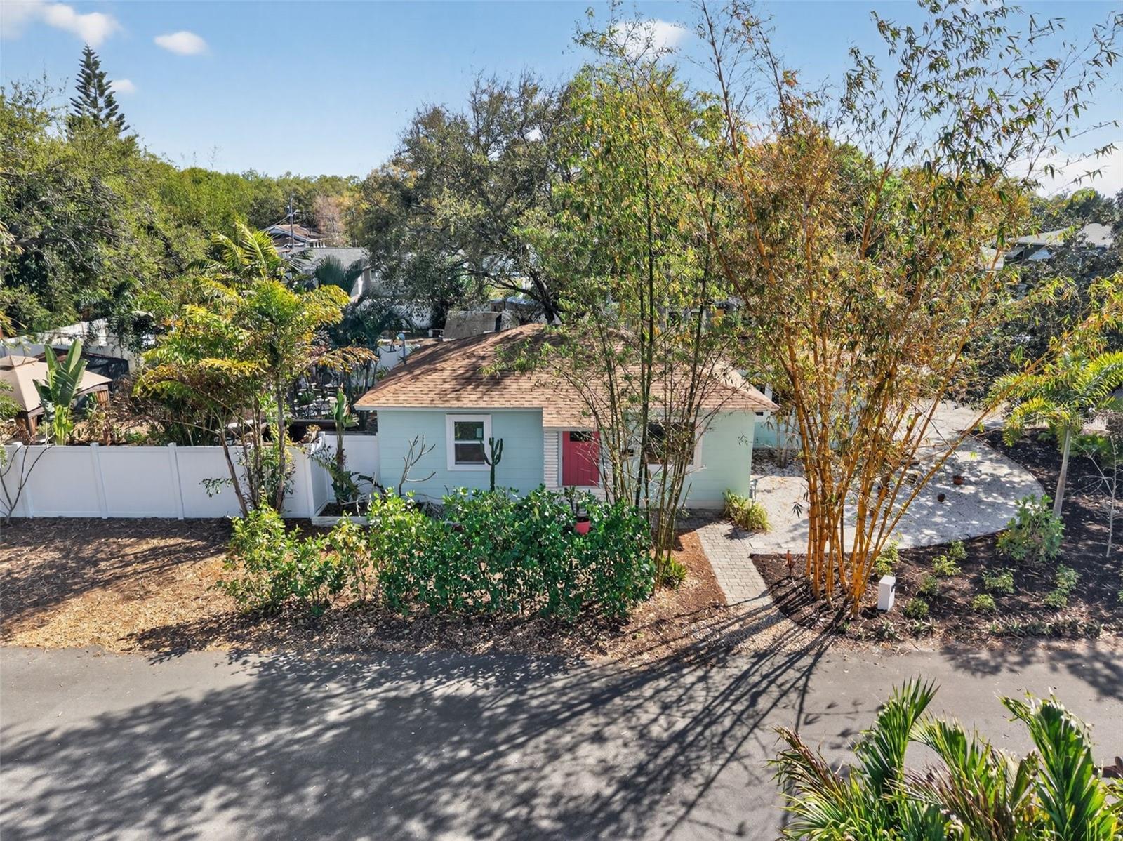 1246 37TH AVE N, ST PETERSBURG, FL, 33704