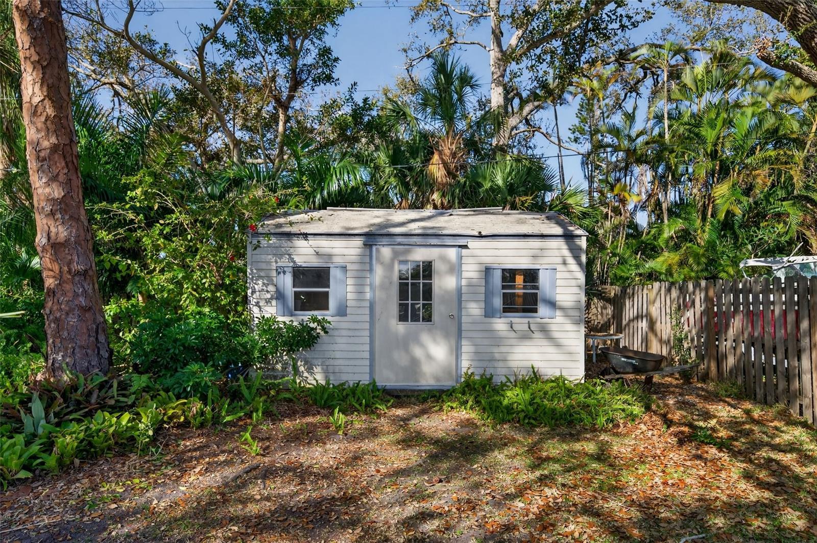 6338 BEECHWOOD AVE, SARASOTA, FL, 34231