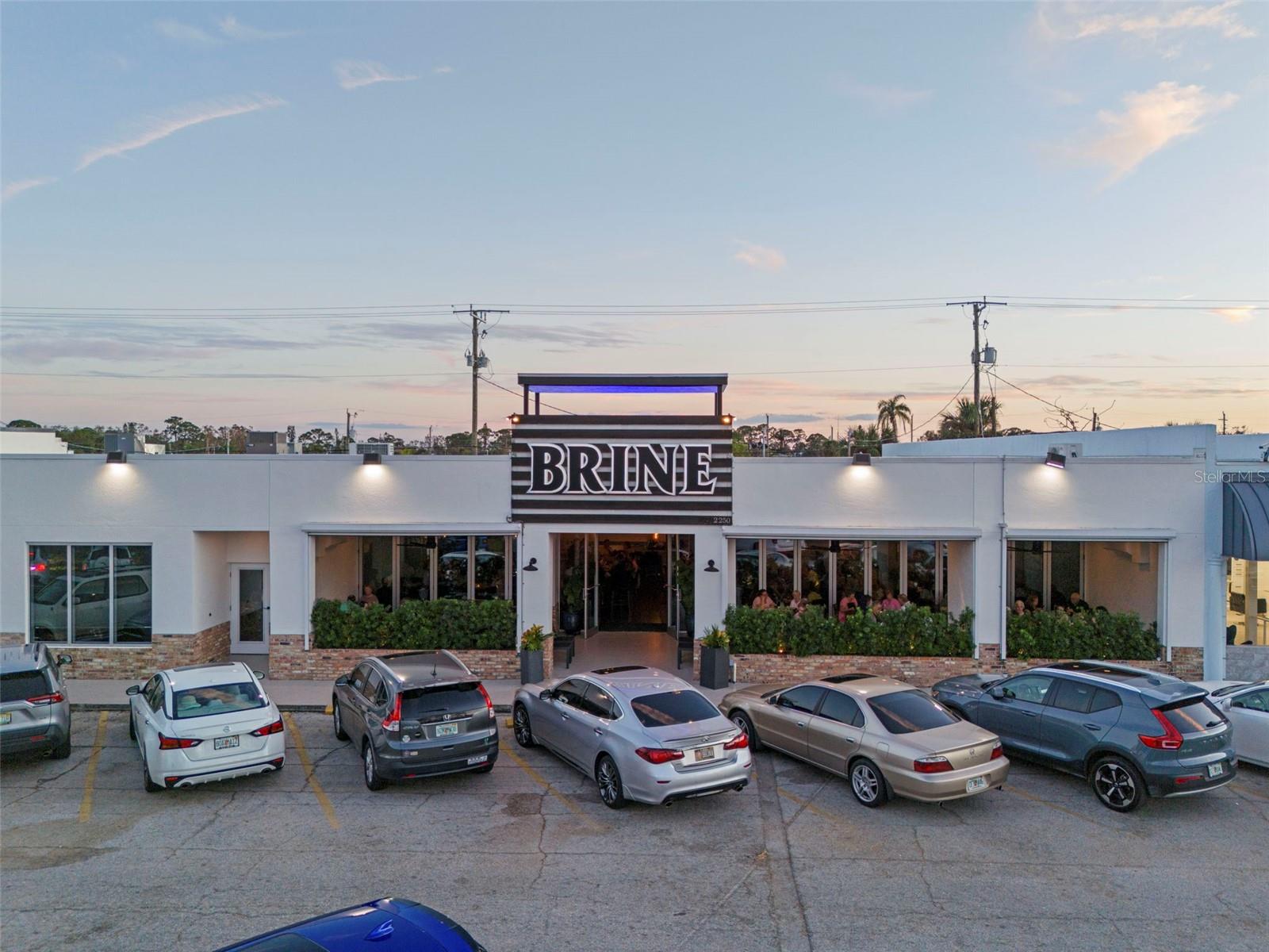 6338 BEECHWOOD AVE, SARASOTA, FL, 34231