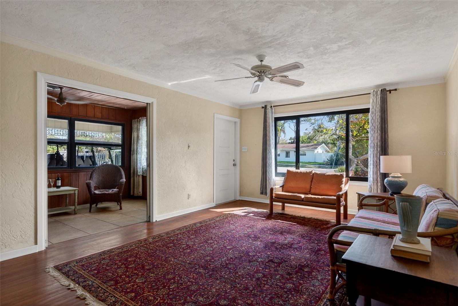 6338 BEECHWOOD AVE, SARASOTA, FL, 34231