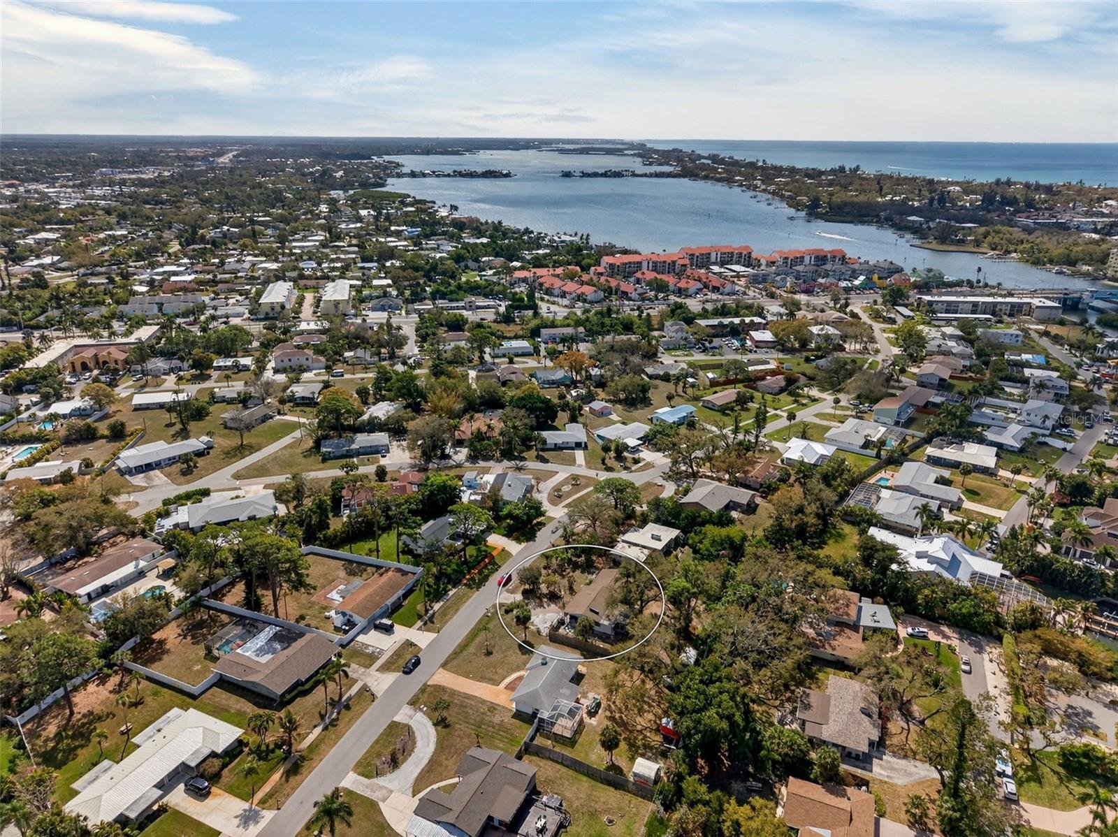 6338 BEECHWOOD AVE, SARASOTA, FL, 34231