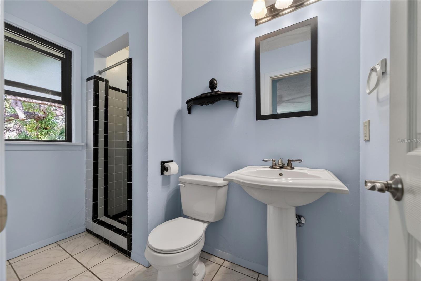 6338 BEECHWOOD AVE, SARASOTA, FL, 34231
