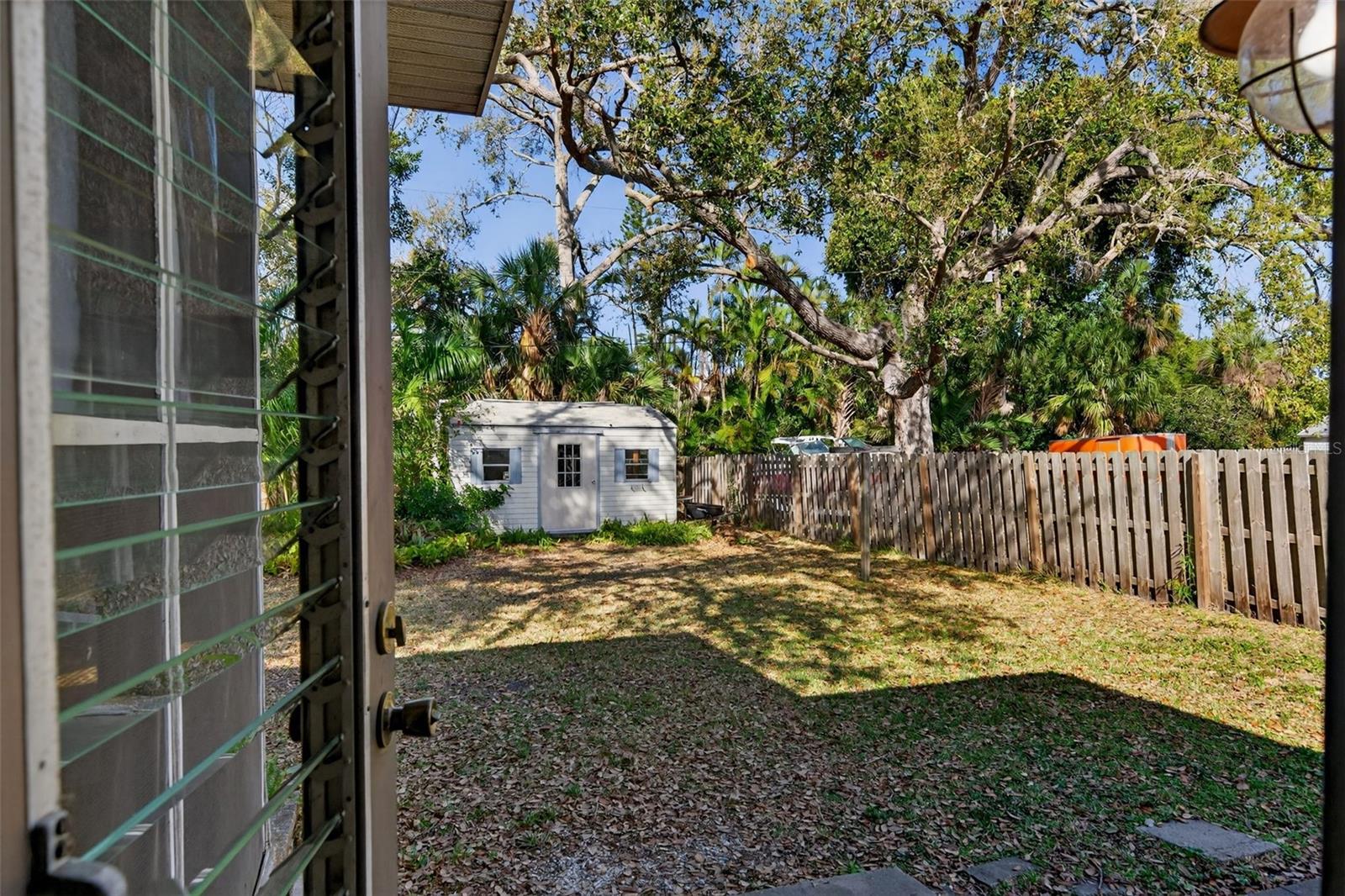 6338 BEECHWOOD AVE, SARASOTA, FL, 34231