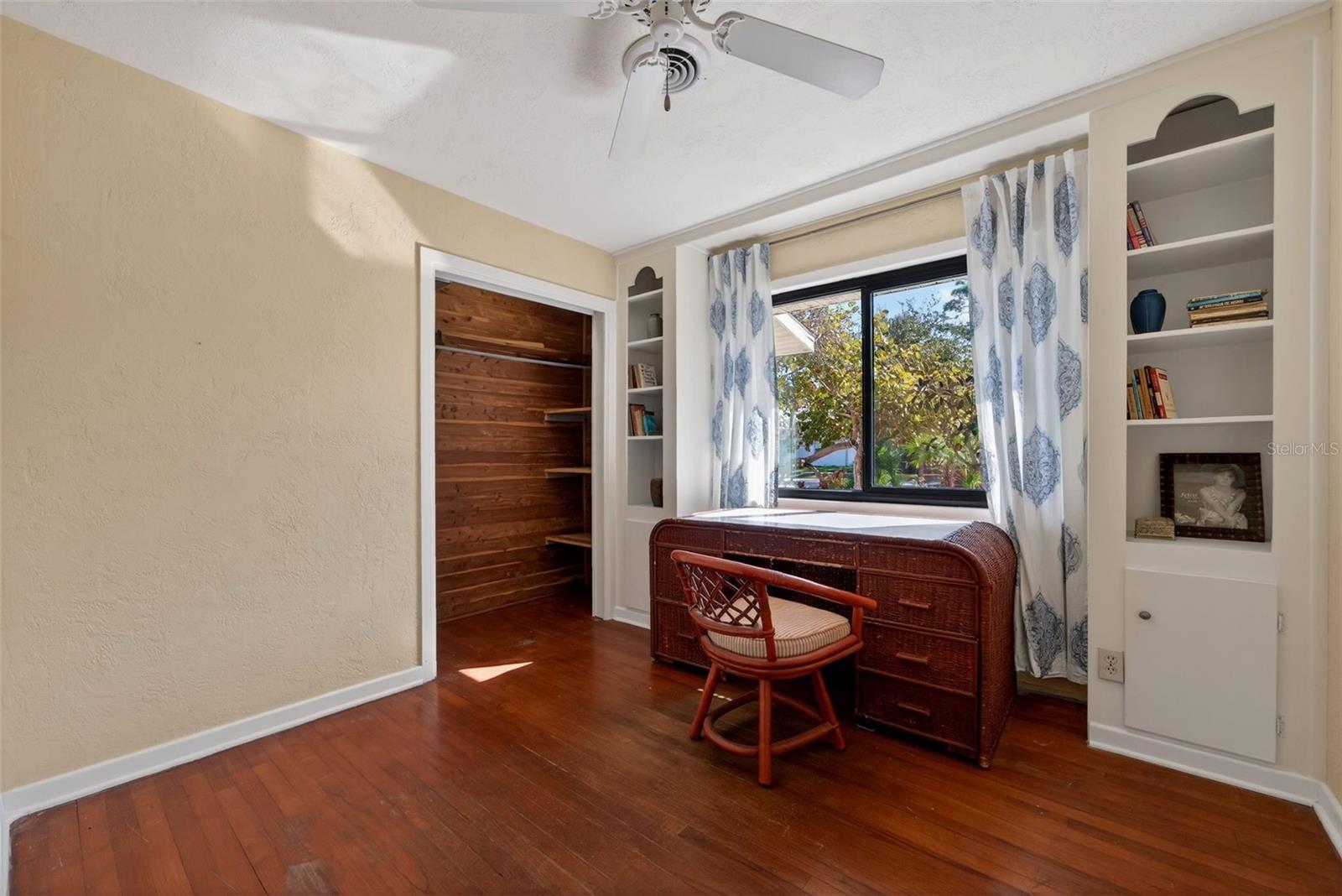 6338 BEECHWOOD AVE, SARASOTA, FL, 34231