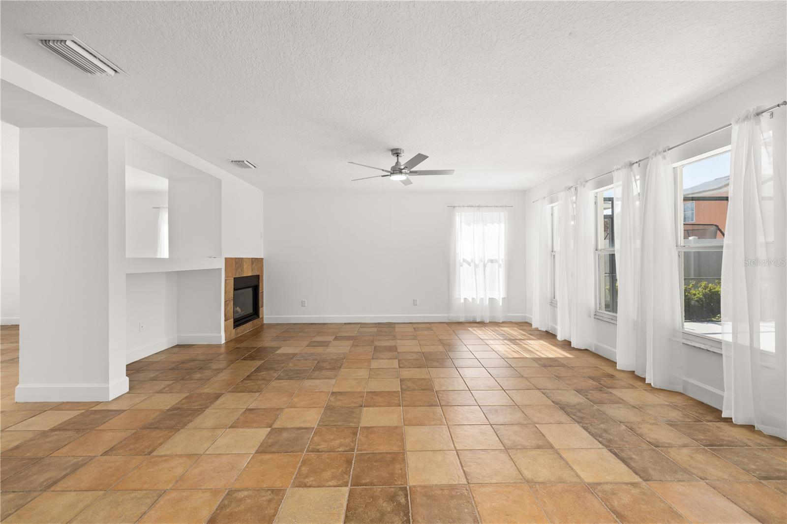 449 RONA LN, DAVENPORT, FL, 33897