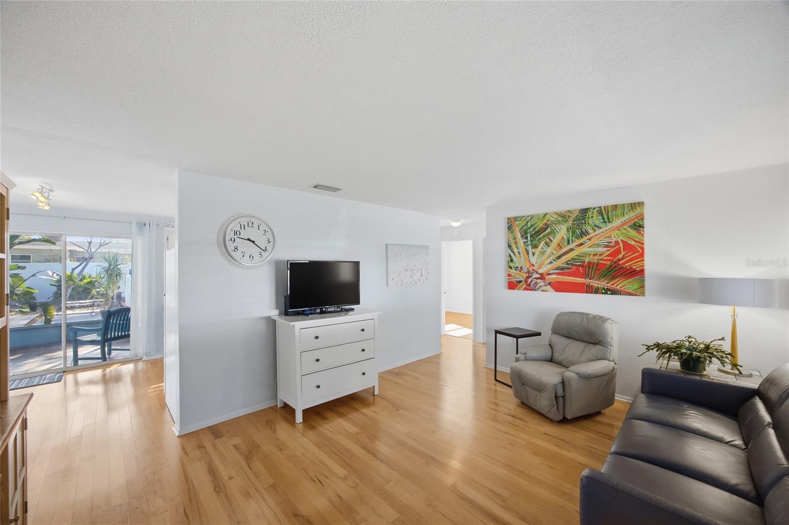 2217 LAUREN DR, LARGO, FL, 33774