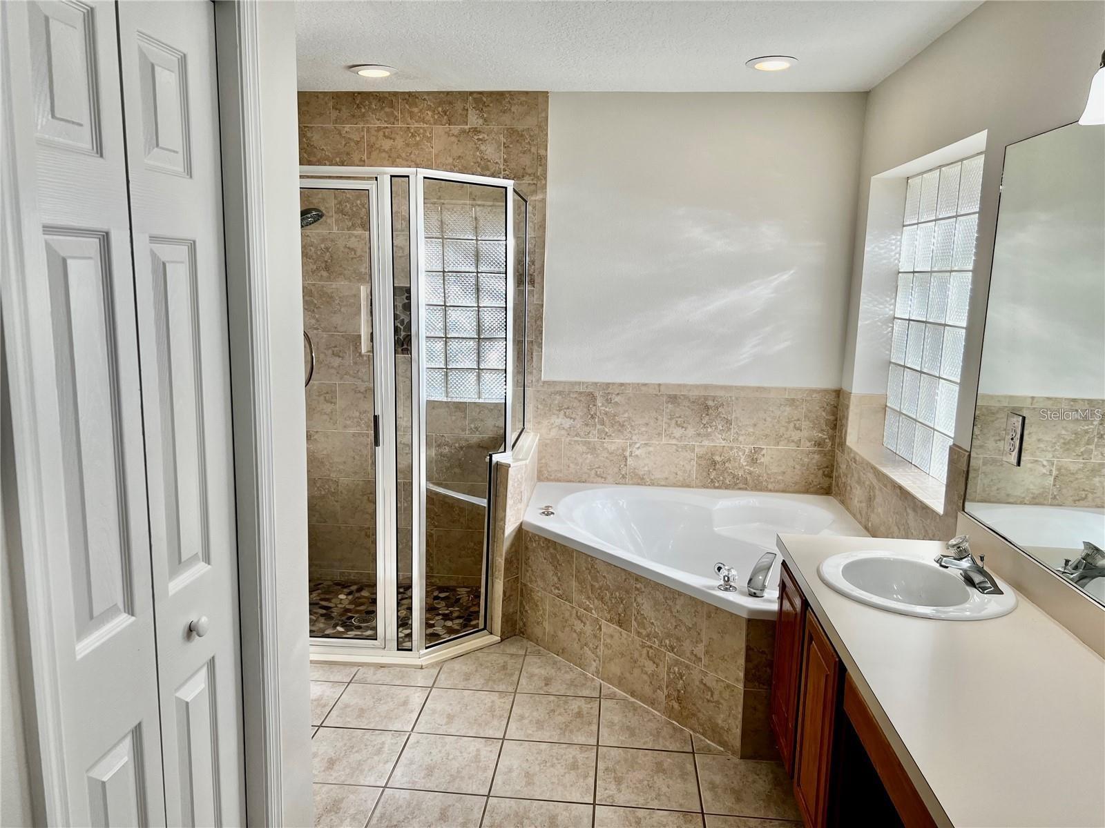 16216 HILLSIDE CIR, MONTVERDE, FL, 34756