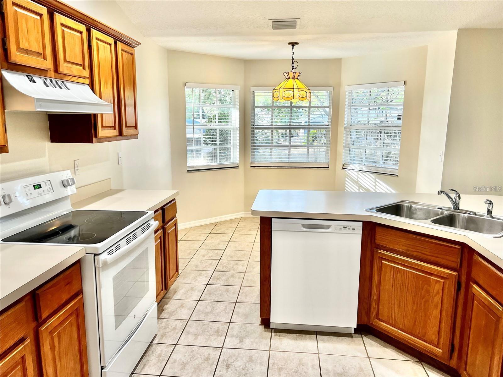 16216 HILLSIDE CIR, MONTVERDE, FL, 34756