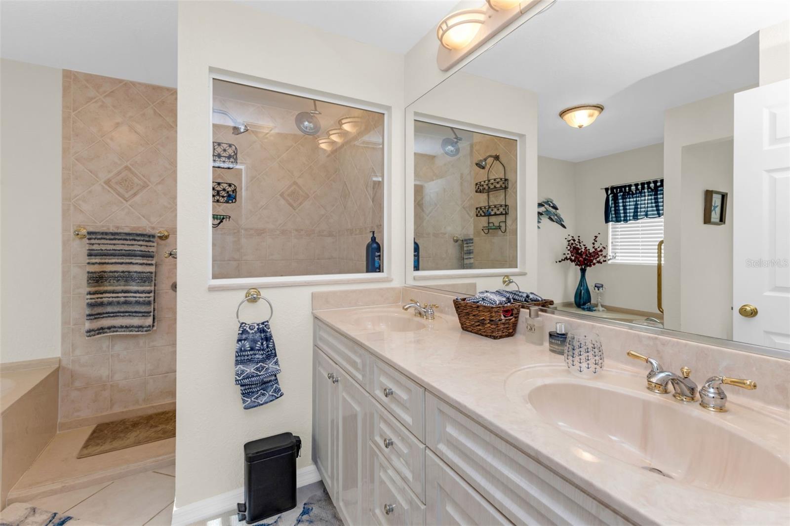 138 COLONIAL ST SW, PORT CHARLOTTE, FL, 33952