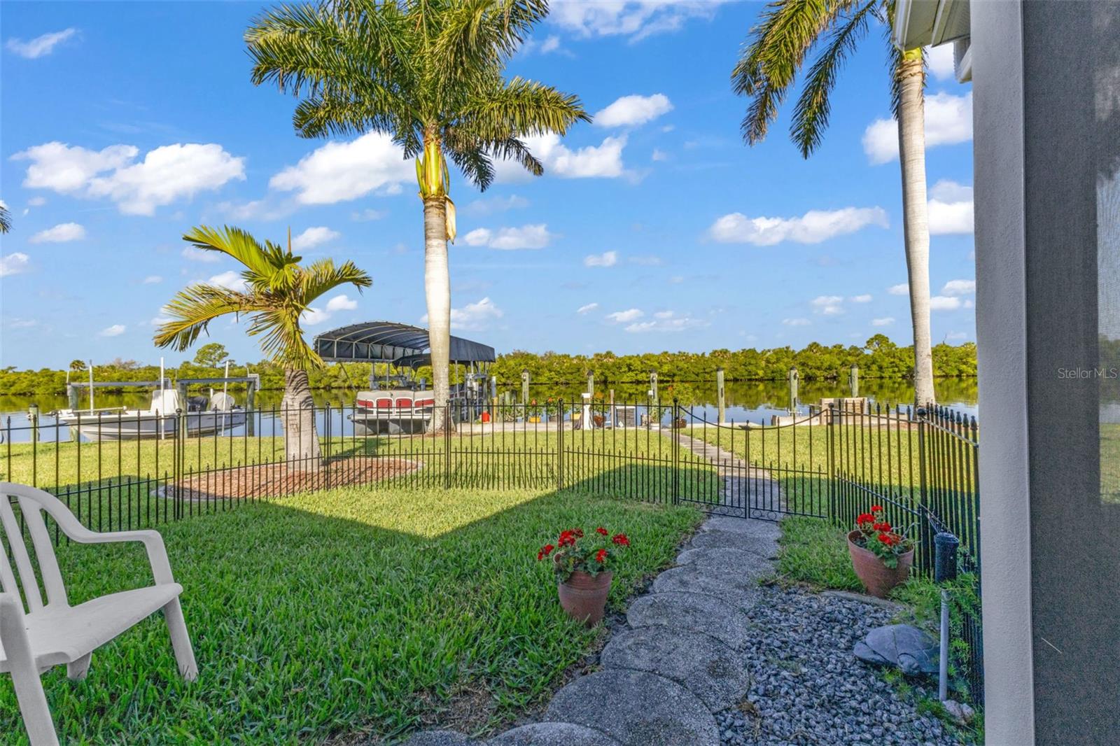138 COLONIAL ST SW, PORT CHARLOTTE, FL, 33952