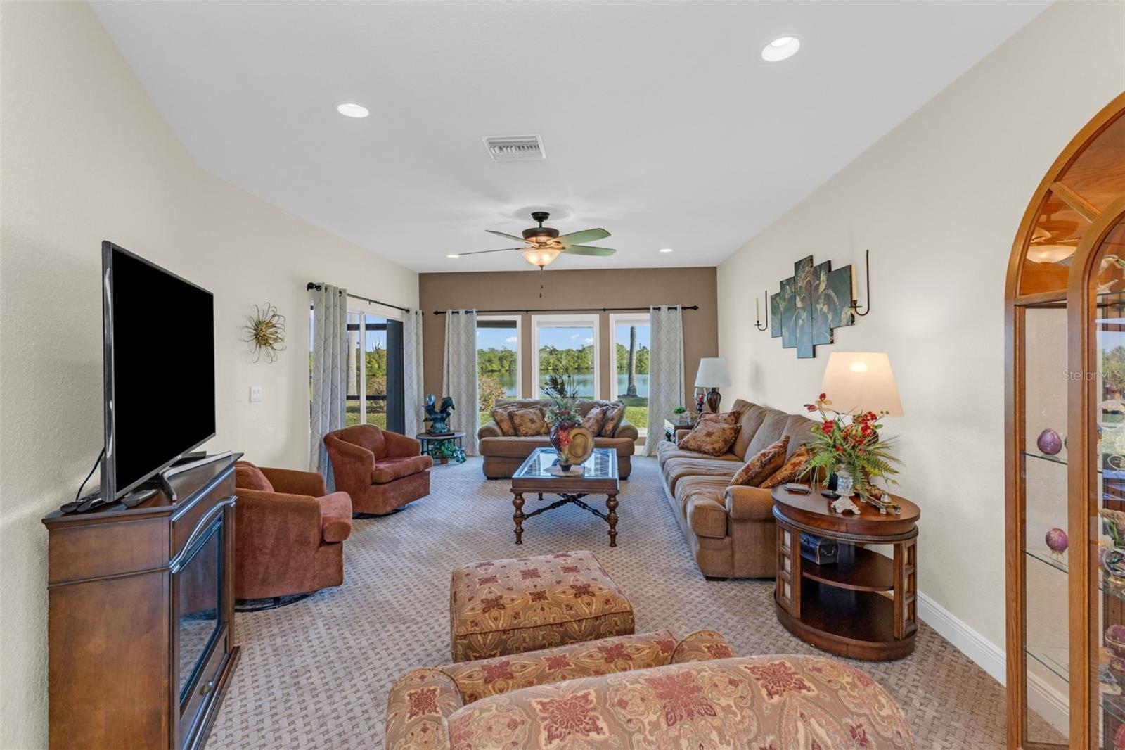 138 COLONIAL ST SW, PORT CHARLOTTE, FL, 33952