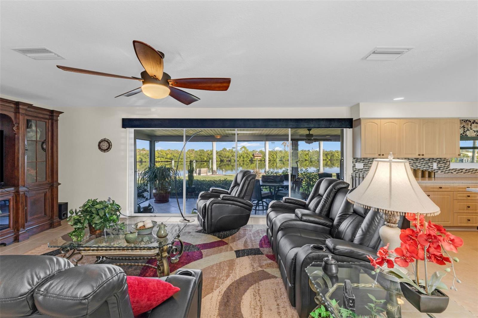 138 COLONIAL ST SW, PORT CHARLOTTE, FL, 33952