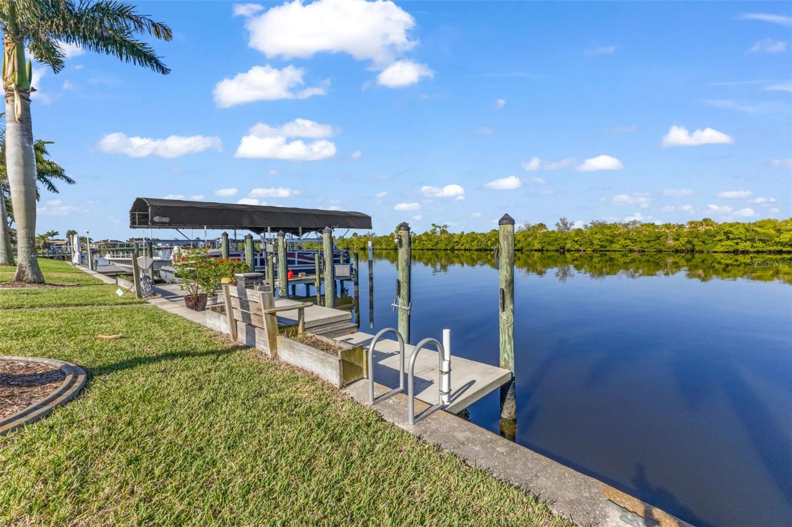 138 COLONIAL ST SW, PORT CHARLOTTE, FL, 33952