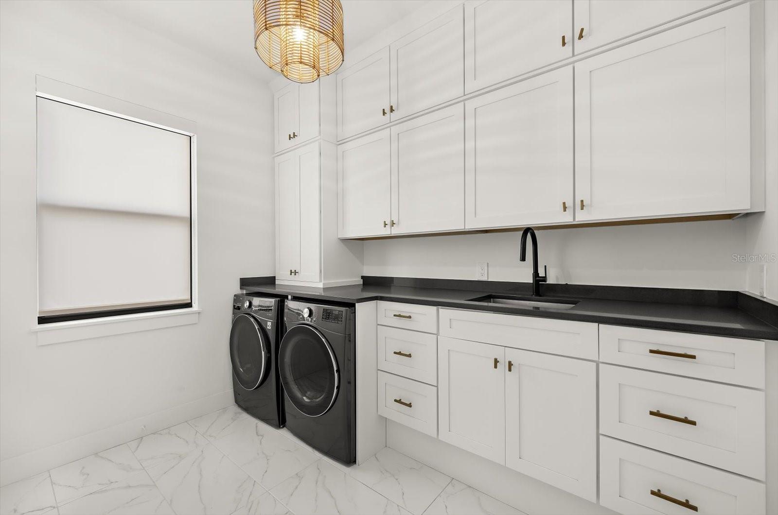 2135 DATURA ST, SARASOTA, FL, 34239